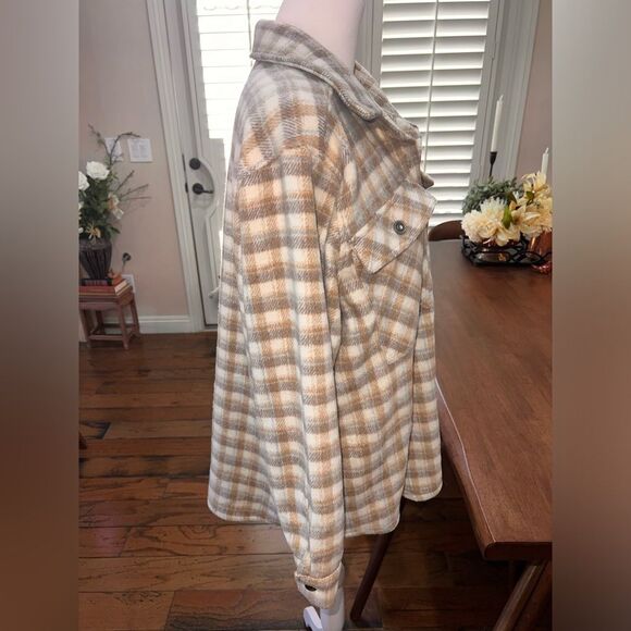 Jade & Ivory Neutral Plaid Heavyweight Shacket Tweed Look Academia Preppy L - Picture 4 of 9